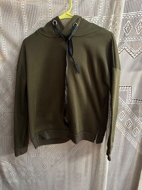 Olive Green Women’s Crew Hoodie Sweater